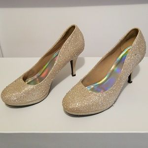 Size 11 Gold/diamond heels